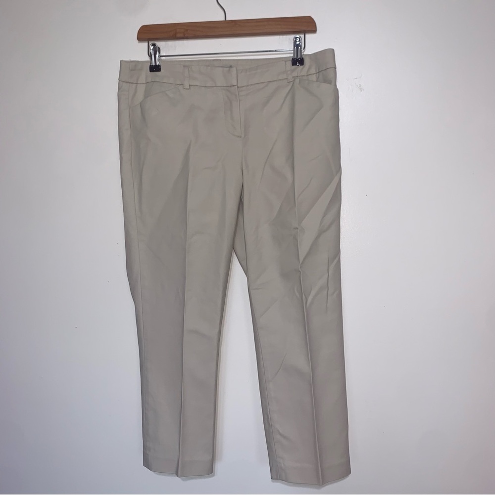 Dalia Women's cropped chino pants in a beige/off-white color. Size 8